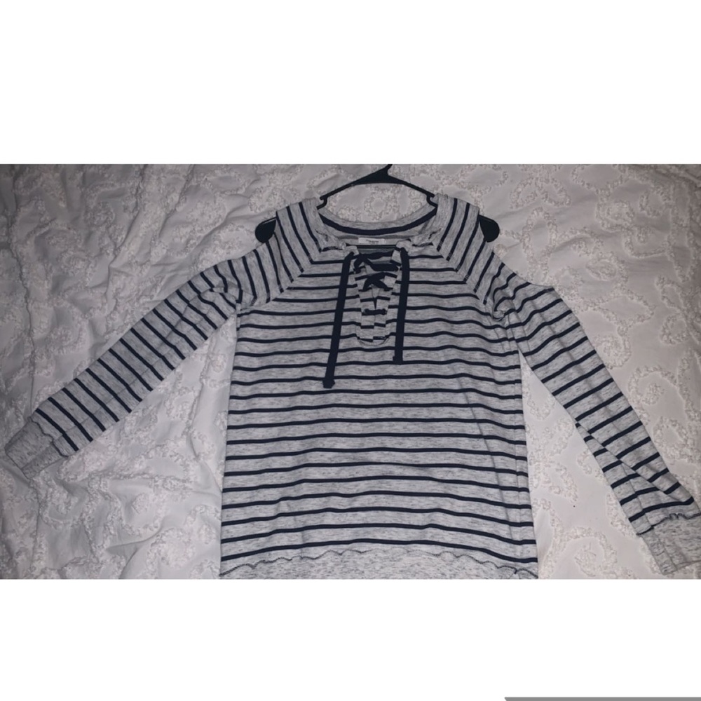 cold shoulder long sleeve